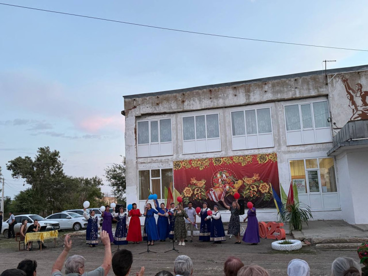 День села Новорепное. День села Новорепное.